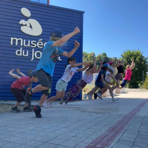 motion_photo_8382652741548757270